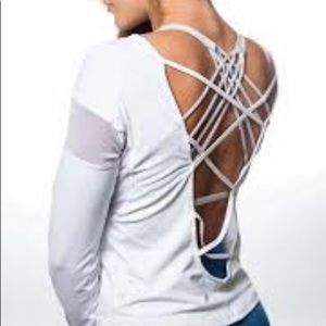 P’tula Active Leslie Lyrical White in Size Large